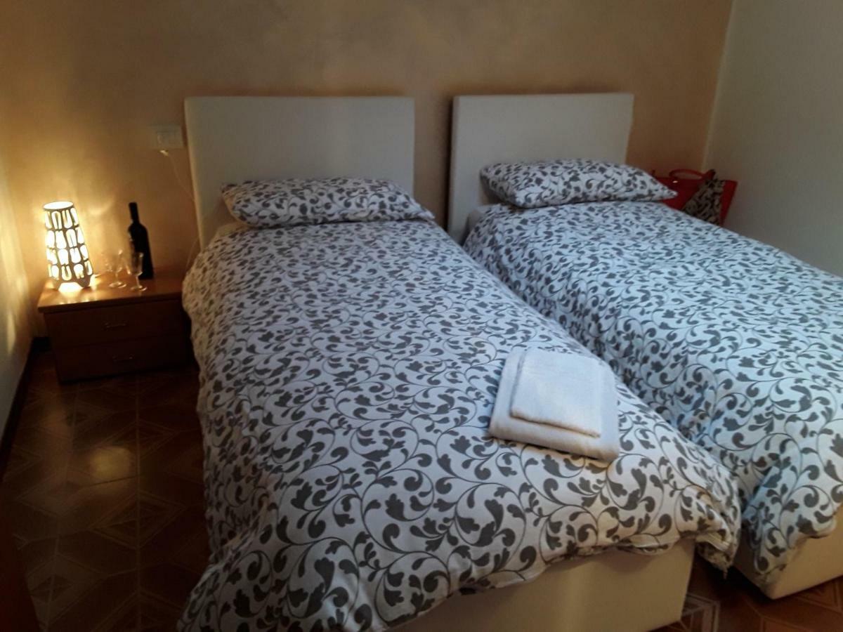 Camere Porto Vecchio Con Parcheggio A Pochi Passi Dal Castello Malcesine Dış mekan fotoğraf