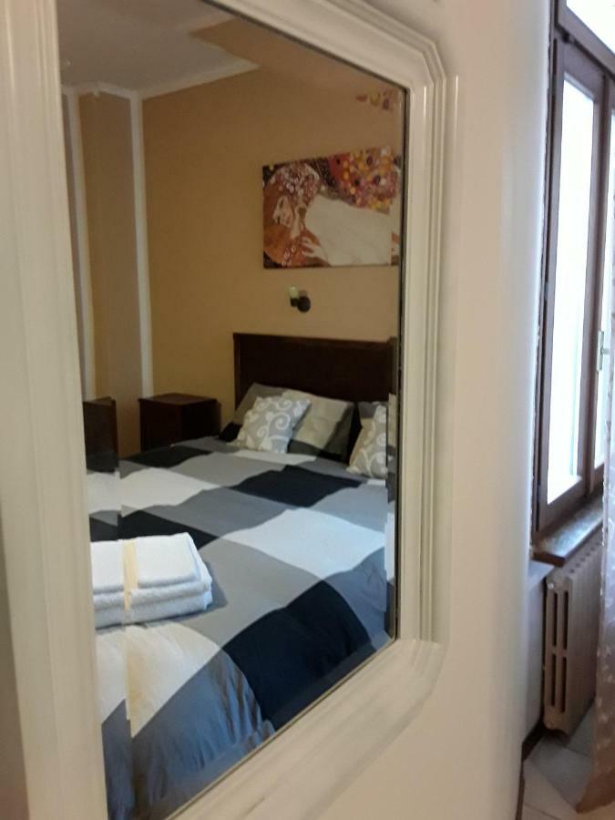 Camere Porto Vecchio Con Parcheggio A Pochi Passi Dal Castello Malcesine Dış mekan fotoğraf
